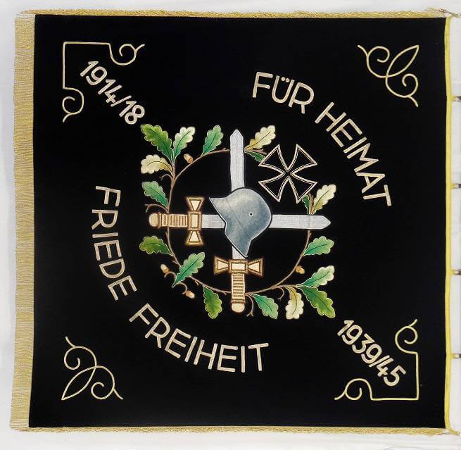 Gestickte Fahne für Kameradschaft_Für Heimat und Freiheit von Fahnen-Kreisel