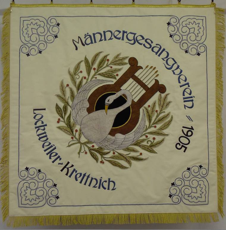 Gestickte Fahne für den Männergesangsverein Lockweiler-Krettnich 1905 - Vorderseite - von Fahnen-Kreisel