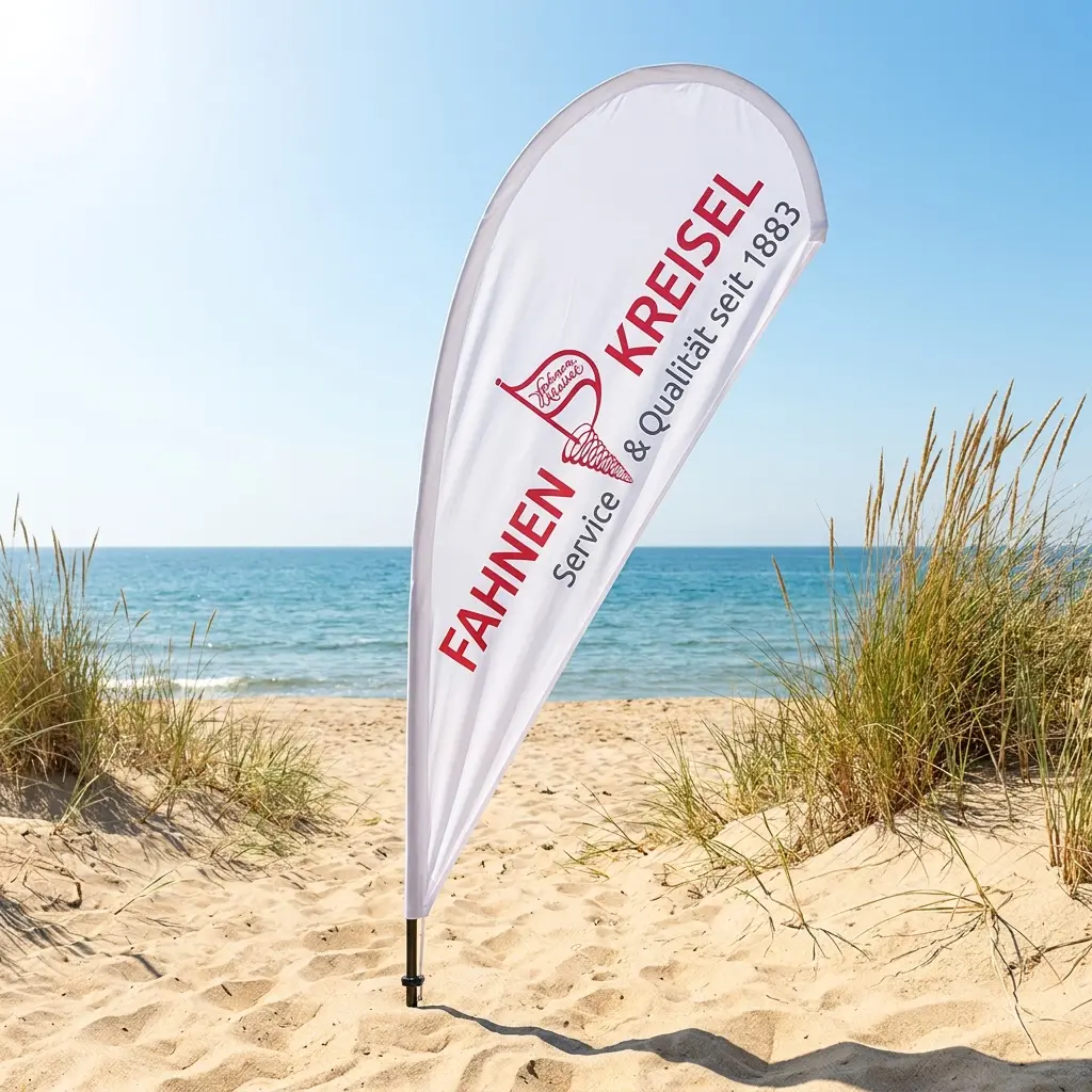 Beachflag am Strand.