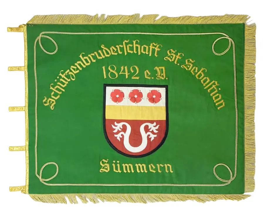 Restaurierung gestickter Schützenbruderschaftsfahne nachher